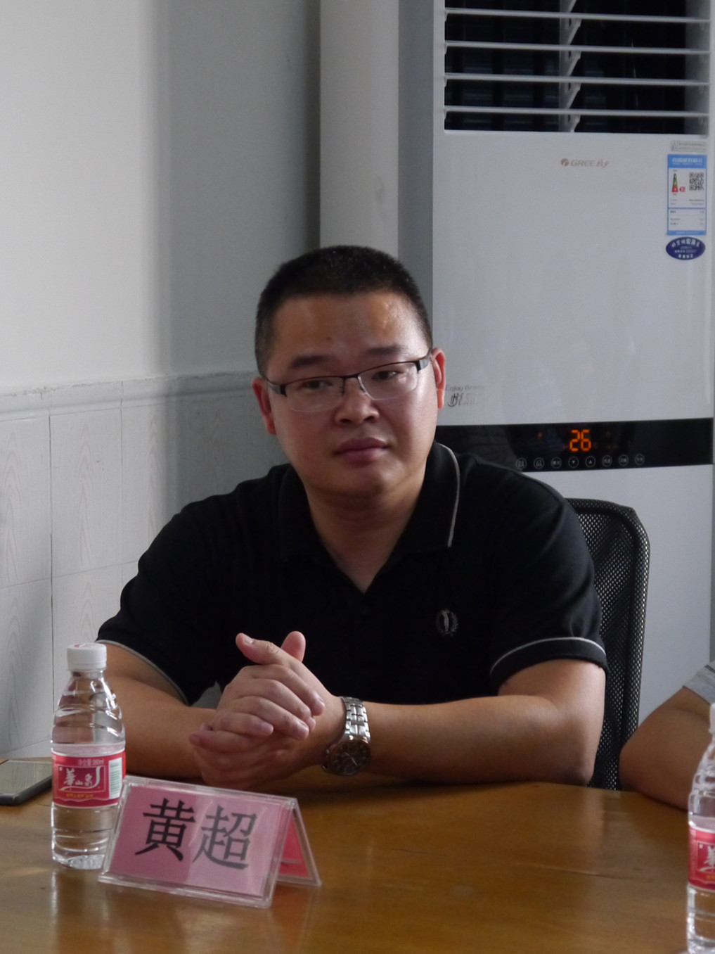 4、駐村第一書記黃超.JPG